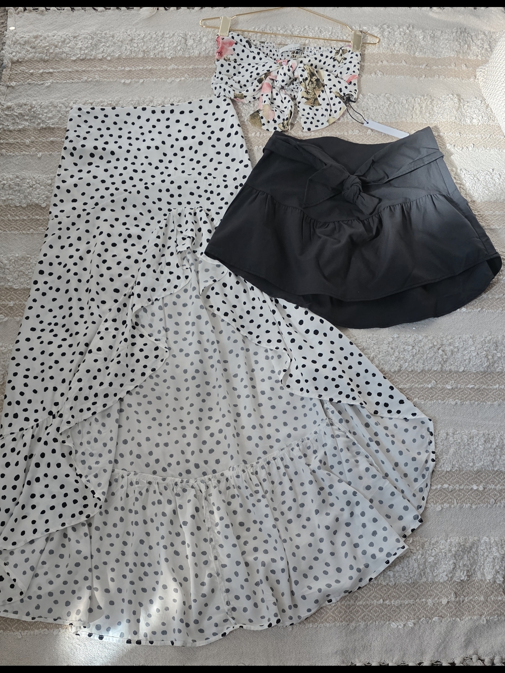 Polka Dot Ruffle Maxi Skirt 3 Set with Black Tie-Waist Mini - White/Black Medium
